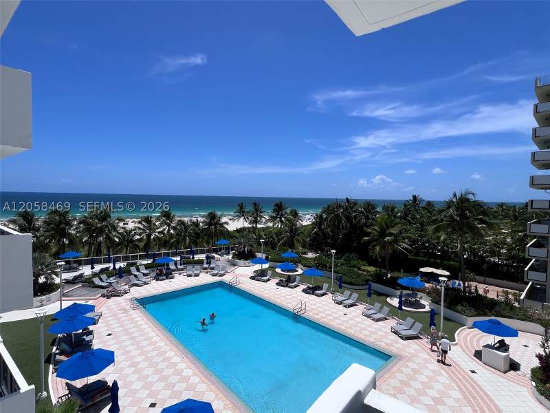 1 bedroom Condominium at 100 Lincoln Rd 542, The Decoplage Condo, Miami Beach — photo 4