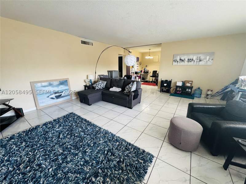 2 bedroom Condominium at 11855 NE 19th Dr 22, Sutton House Condo, North Miami — photo 4