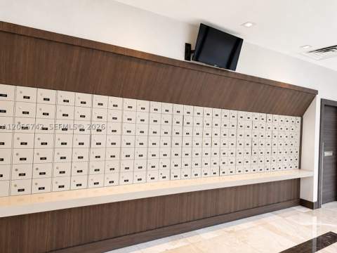 20515 E Country Club Dr 2141, Aventura FL - photo 16 of 19