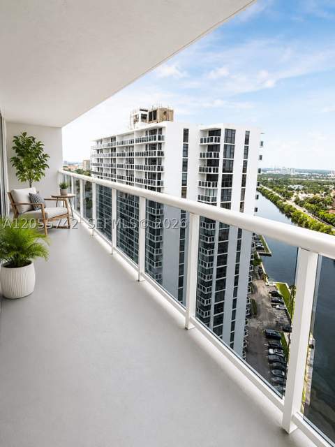 20515 E Country Club Dr 2141, Aventura FL - photo 9 of 19
