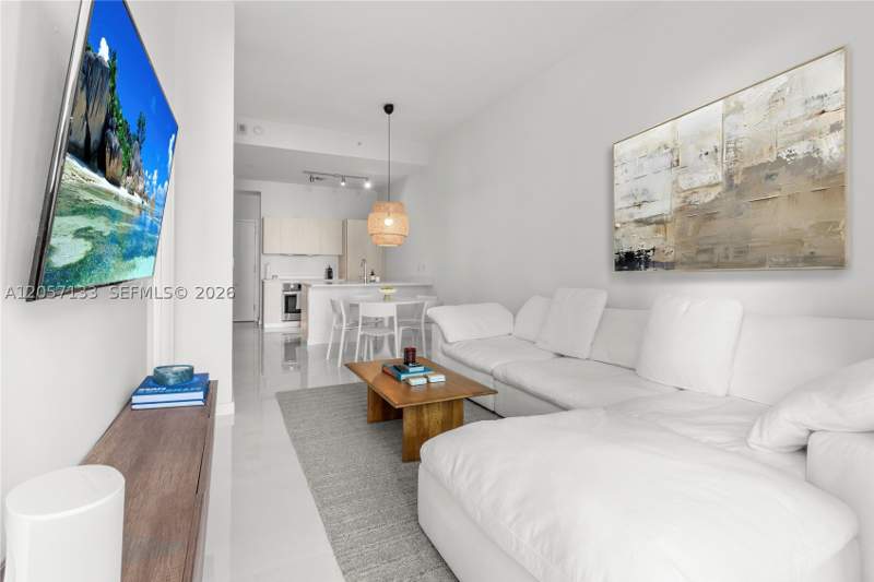 1 bedroom Condominium at 501 NE 31st St 203, Paraiso Bayviews Condo, Miami — photo 4