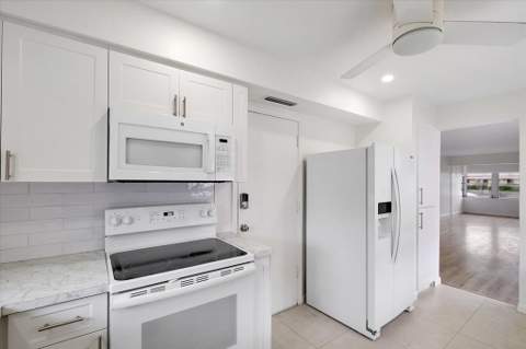 19001 NE 14th Avenue 145, Miami FL - photo 9 of 39