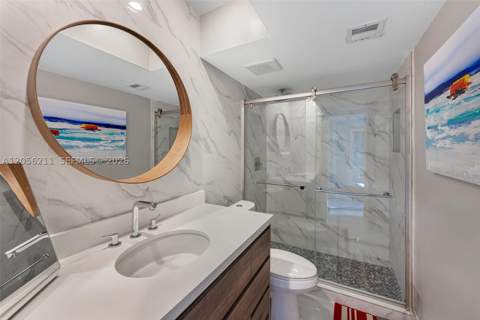 1017 NE 202nd Ln, Miami FL - photo 14 of 21