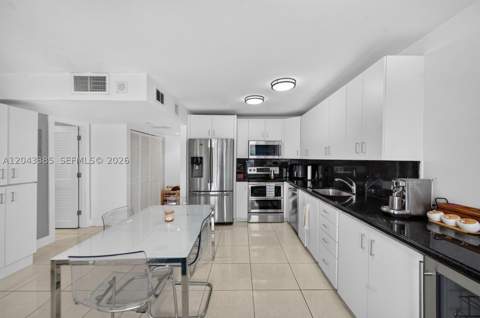 401 Ocean Dr 1001, Miami Beach FL - photo 7 of 19