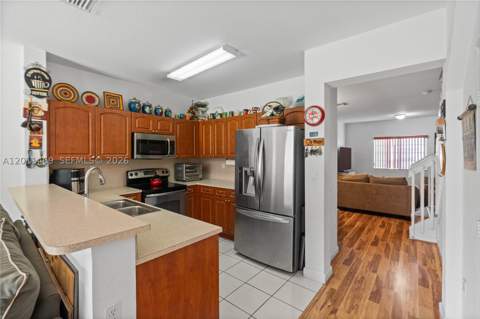 8430 SW 150th Ave 2, Miami FL - photo 6 of 32
