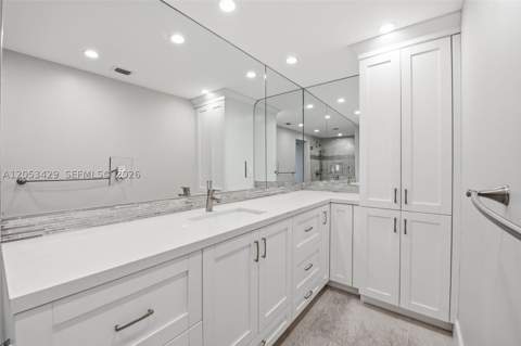 90 Edgewater Dr 225, Coral Gables FL - photo 8 of 20