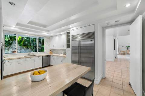 3798 Matheson Ave, Miami FL - photo 15 of 81