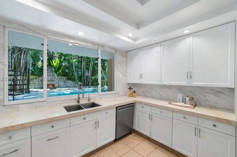 3798 Matheson Ave, Miami FL - photo 16 of 81