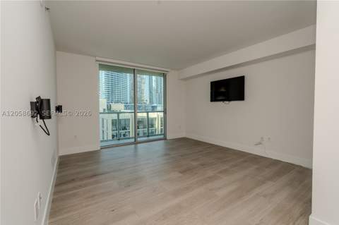 500 Brickell Ave 1407, Miami FL - photo 16 of 47