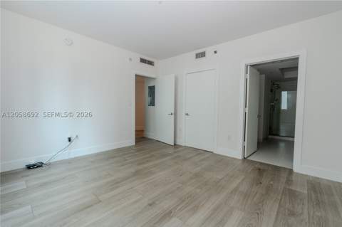 500 Brickell Ave 1407, Miami FL - photo 24 of 47