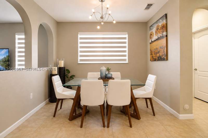 4 bedroom Townhouse at 14131 SW 275th St, Mandarin Lakes, Homestead — photo 4