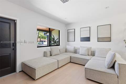 6321 SW 21st St, Miami FL - photo 6 of 36