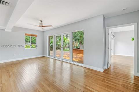 1012 NE 116th St, Biscayne Park FL - photo 13 of 53