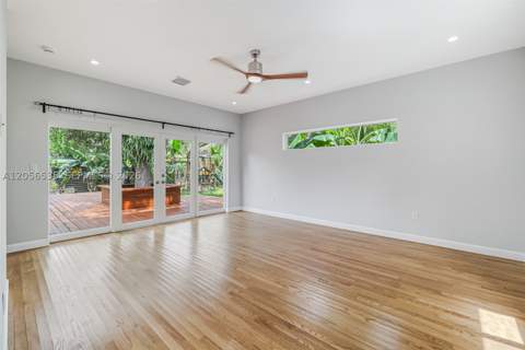 1012 NE 116th St, Biscayne Park FL - photo 17 of 53
