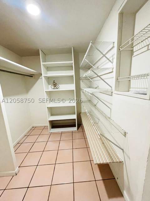 8025 NW 170th St, Hialeah FL - photo 18 of 22