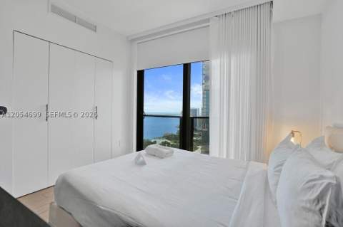 398 NE 5th St 3013, Miami FL - photo 13 of 27