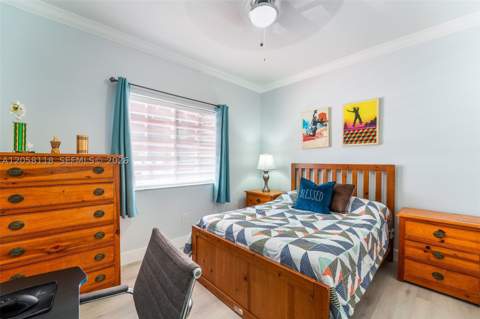 15819 SW 54th Ter, Miami FL - photo 13 of 34