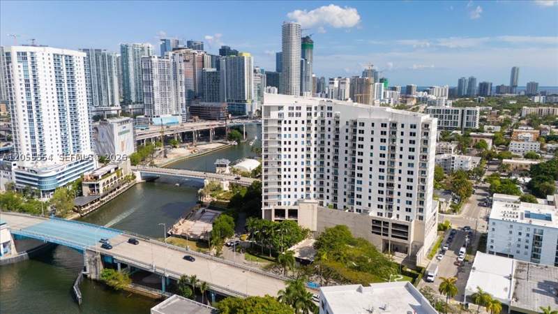 2 bedroom Condominium at 10 SW South River Dr 806, Neo Condo, Miami — photo 3