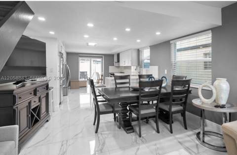 1158 W 41st St 87, Hialeah FL - photo 13 of 18
