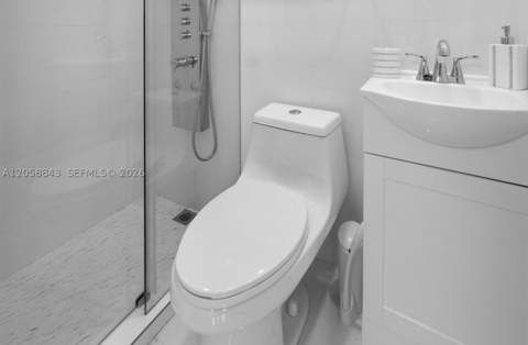 1158 W 41st St 87, Hialeah FL - photo 15 of 18
