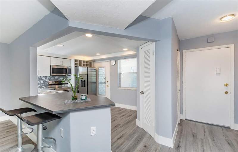 2 bedroom Condominium at 1101 NE 191st Street H301, Rolling Green Condo H, Miami — photo 2