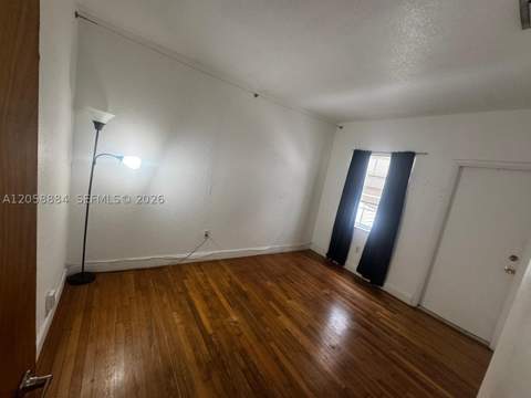 8335 Crespi Blvd 2, Miami Beach FL - photo 11 of 17