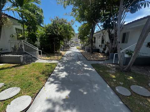 8335 Crespi Blvd 2, Miami Beach FL - photo 13 of 17