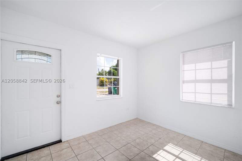 3 bedroom SingleFamilyResidence at 15431 Harding Ln, Leisure City Sec 1, Homestead — photo 4