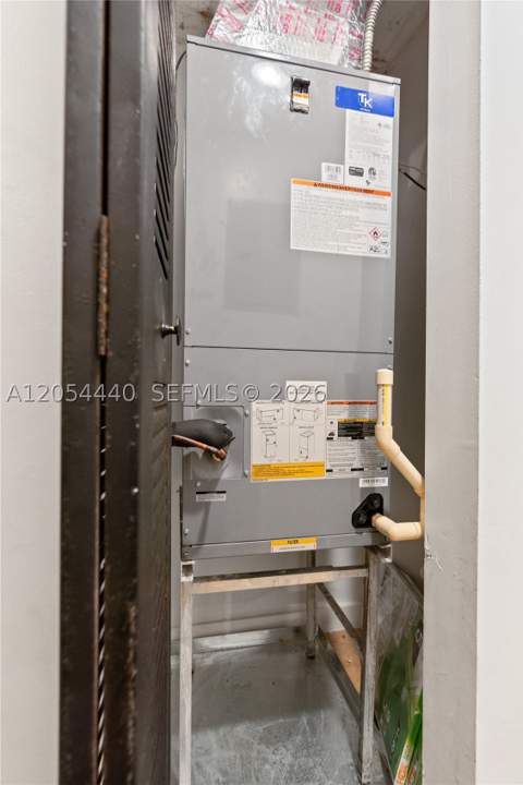 810 7th 102, Miami Beach FL - photo 13 of 18