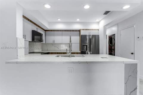 8350 Dundee Ter, Miami Lakes FL - photo 9 of 68