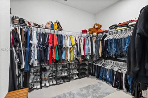 15725 SW 136th Ter, Miami FL - photo 23 of 36