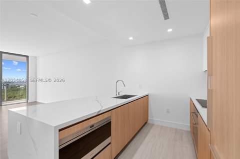 2411 Laguna Circle 1604, North Miami FL - photo 18 of 67