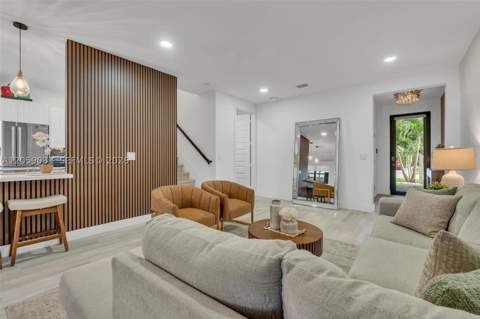 10533 NW 78th Ter, Doral FL - photo 11 of 55