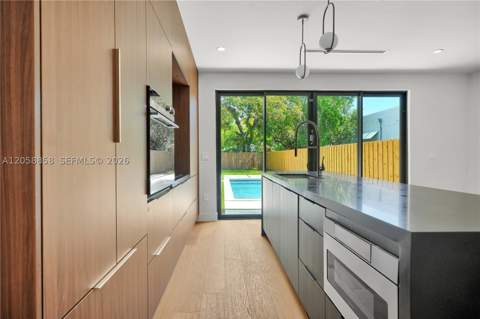 223 NW 51st St, Miami FL - photo 8 of 30
