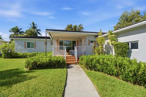 1010 NE 105th St, Miami Shores FL - photo 14 of 48