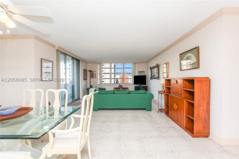 2 bedroom Condominium at 2780 NE 183rd St 901, Commodore Plaza Condo, Aventura — photo 2