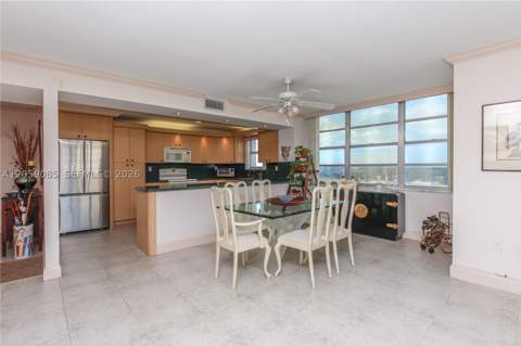2780 NE 183rd St 901, Aventura FL - photo 7 of 19