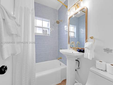 430 Forrest Dr, Miami Springs FL - photo 14 of 27