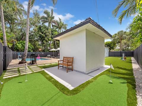 430 Forrest Dr, Miami Springs FL - photo 19 of 27