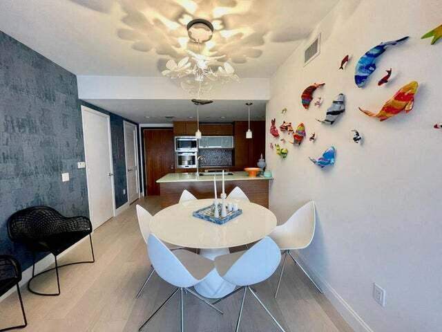 1 bedroom Condominium at 5875 Collins Avenue 1606, Mei Condo, Miami Beach — photo 3