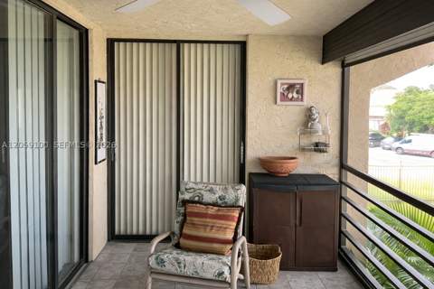 20851 San Simeon Way 202, Miami FL - photo 18 of 22
