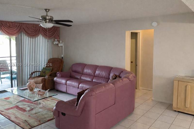 2 bedroom Condominium at 20851 San Simeon Way 202, Fairview Of Calf Cl Condo, Miami — photo 3