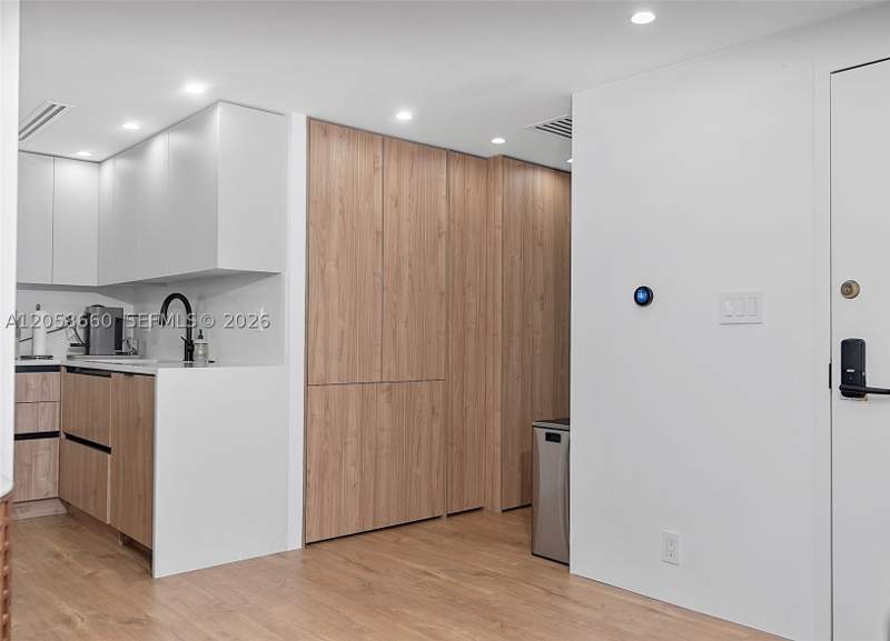 3 bedroom Condominium at 1111 Crandon Blvd A501, Towers Of Key Biscayne Co, Key Biscayne — photo 5