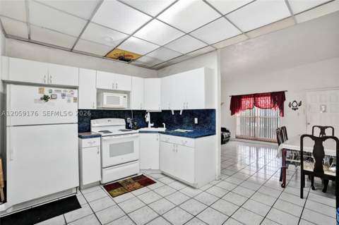 2145 NW 124th St, Miami FL - photo 11 of 40