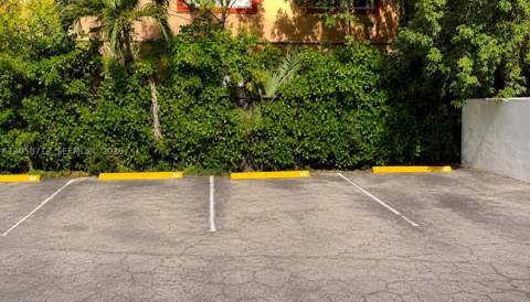 12590 NE 16th Ave 605, North Miami FL - photo 22 of 30
