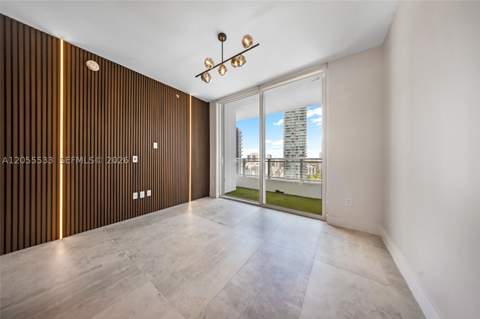 1080 Brickell Ave 1803, Miami FL - photo 7 of 36