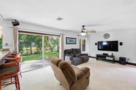 12765 SW 110th Ter, Miami FL - photo 15 of 47