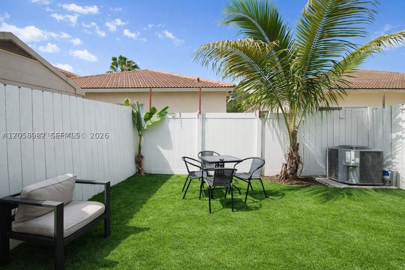 3 bedroom Townhouse at 2264 NE 42nd Cir, Marbella Cove, Homestead — photo 3