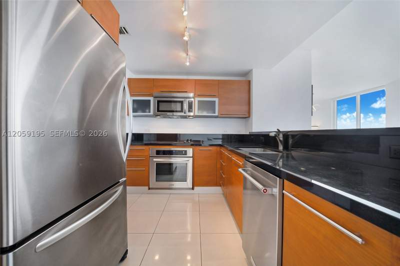 2 bedroom Condominium at 253 NE 2nd St 3302, Vizcayne South Condo, Miami — photo 3