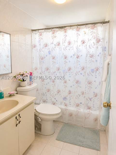 110 Royal Palm Rd 208, Hialeah Gardens FL - photo 14 of 15